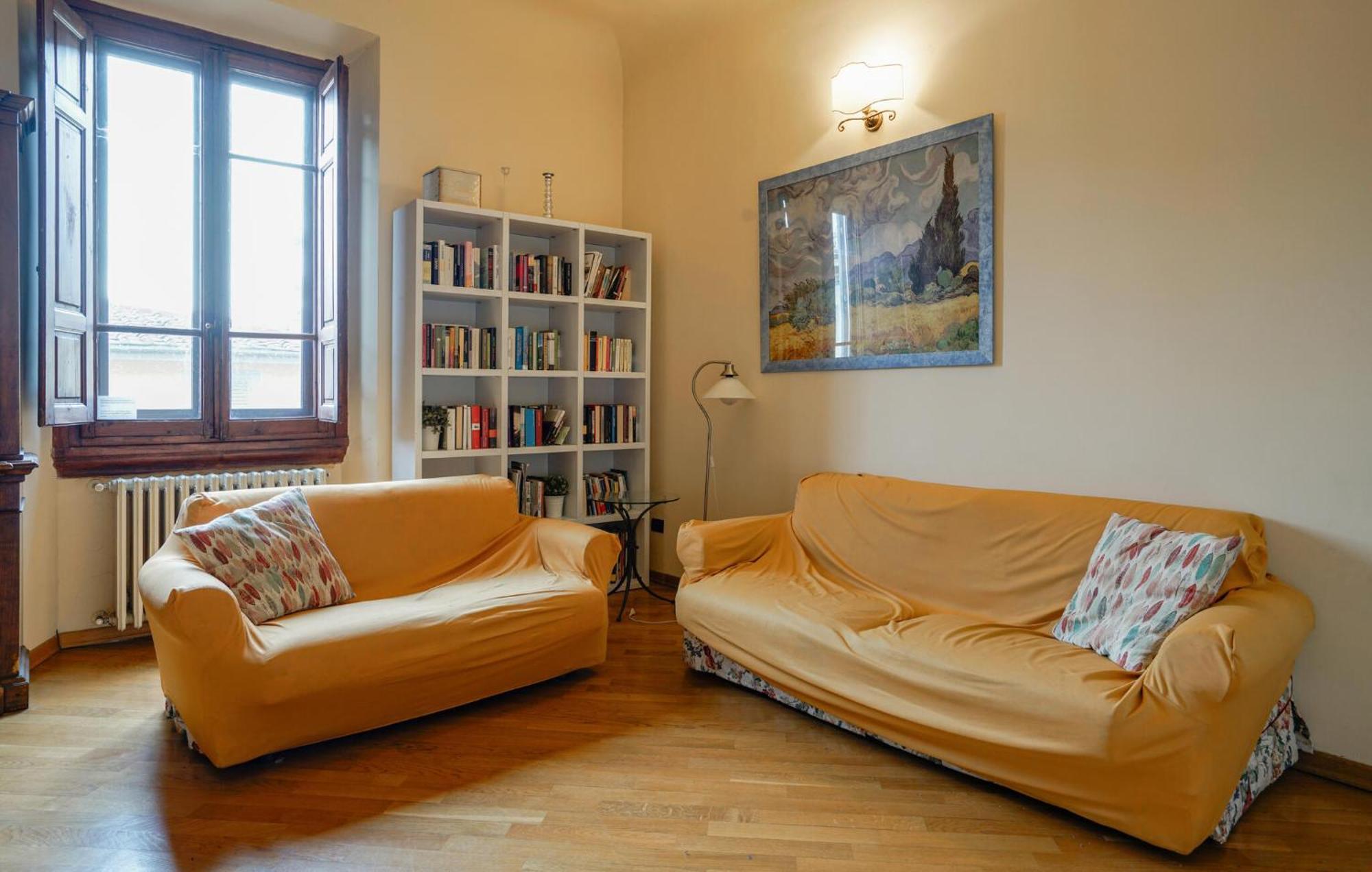 2 Bedroom Cozy In Florence